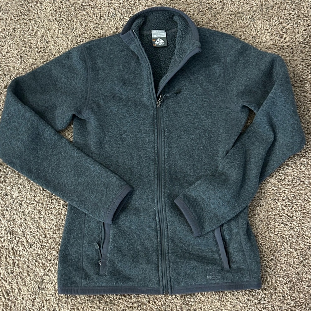 Vintage Nike acg XS women’s fleece jacket